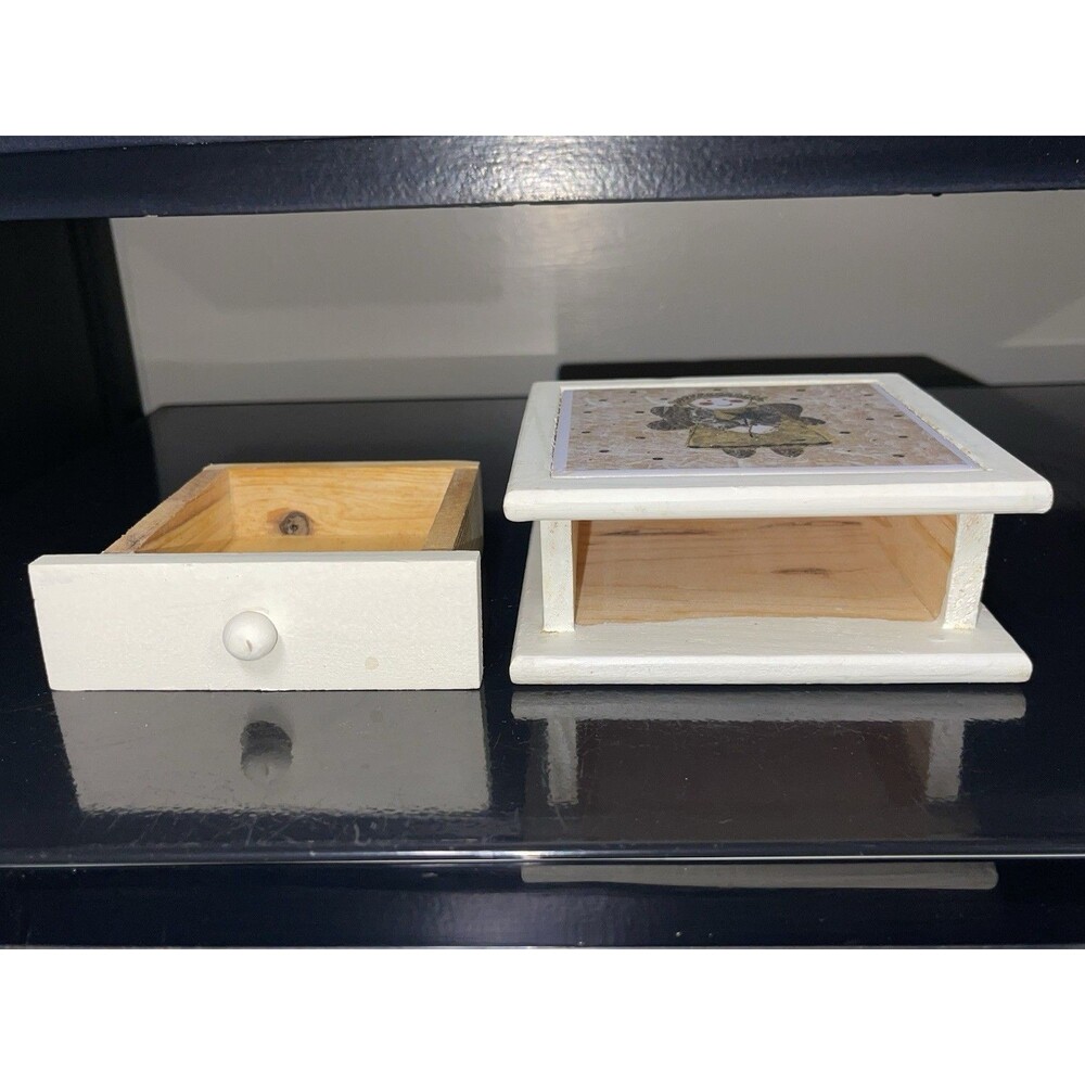 Trinket Jewelry Box Wood With Inlay Angel On Top - Picture 4 of 12